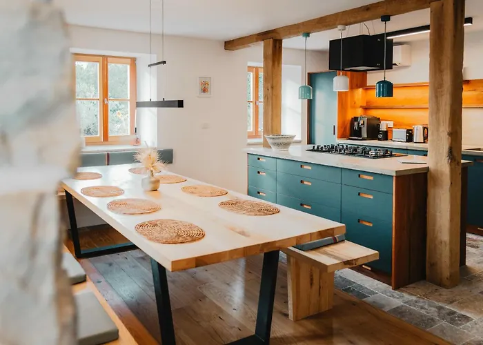 Mountain Istria - Stone Ii * Roč